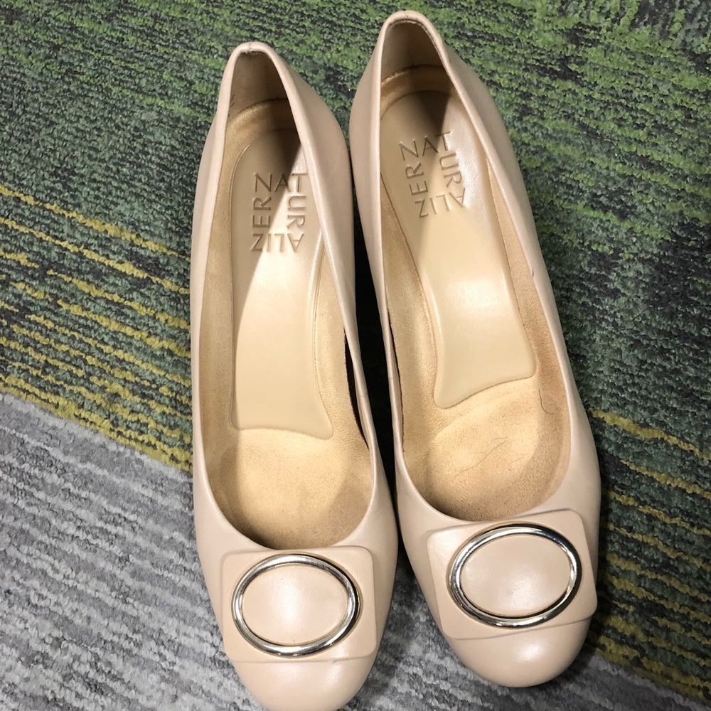 Naturalizer Beige Color Sandals (Memory Foam)